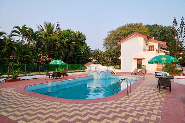 Lifestylevilla candolim swimming pool 1