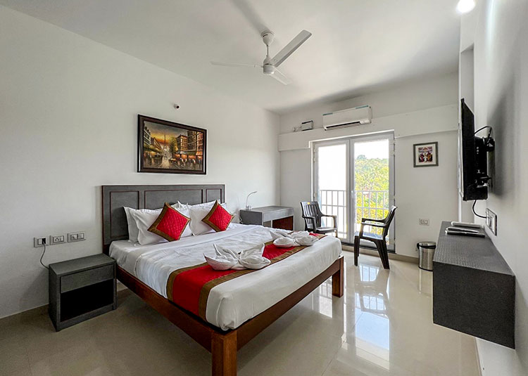 weekend_suites_candolim